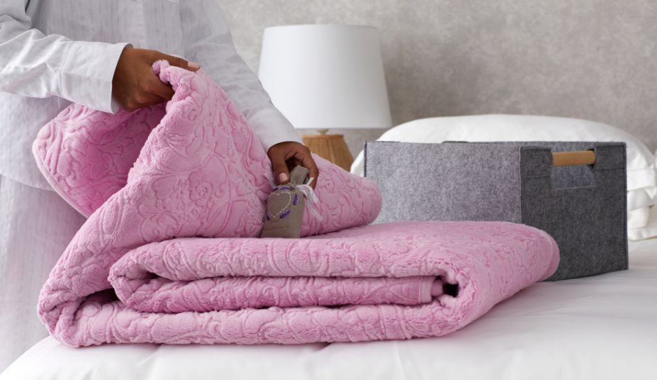 https://8094698.fs1.hubspotusercontent-na1.net/hubfs/8094698/Blog/2025/Caring%20For%20Your%20Throws%20and%20Blankets/BLOG%20HEADER%20Blanket%20Care.jpg